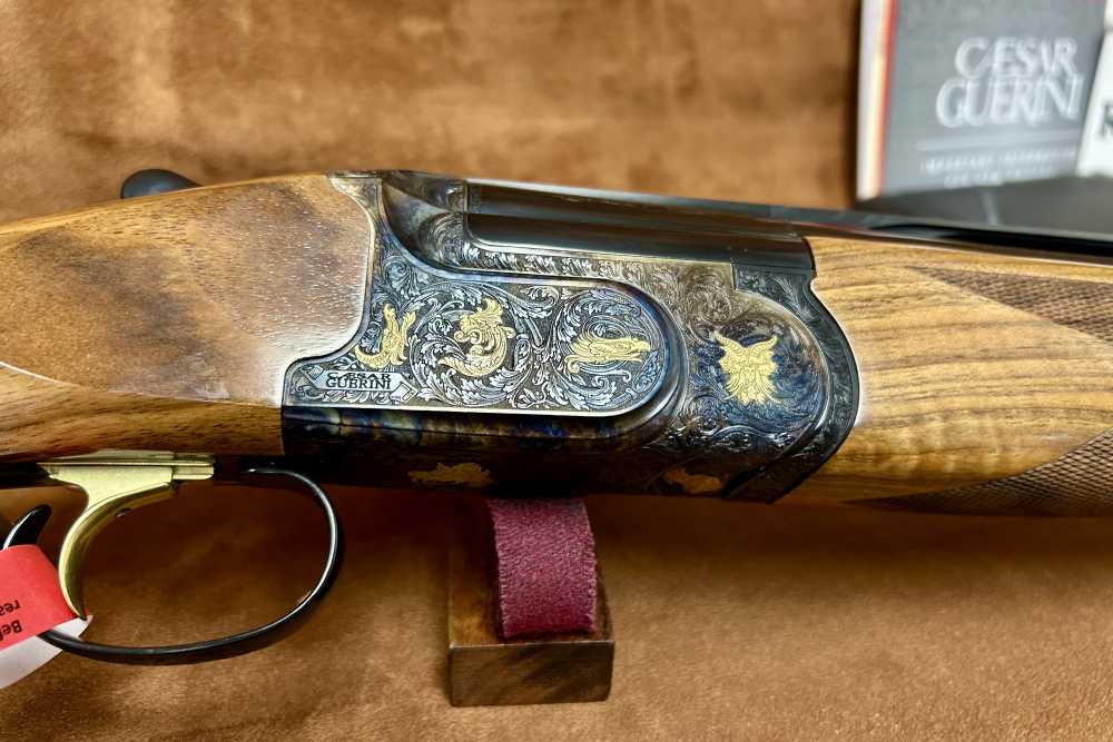 Caesar Guerini Invictus 3 Limited Sporting Adjustable  12GA 32" Left-img-3
