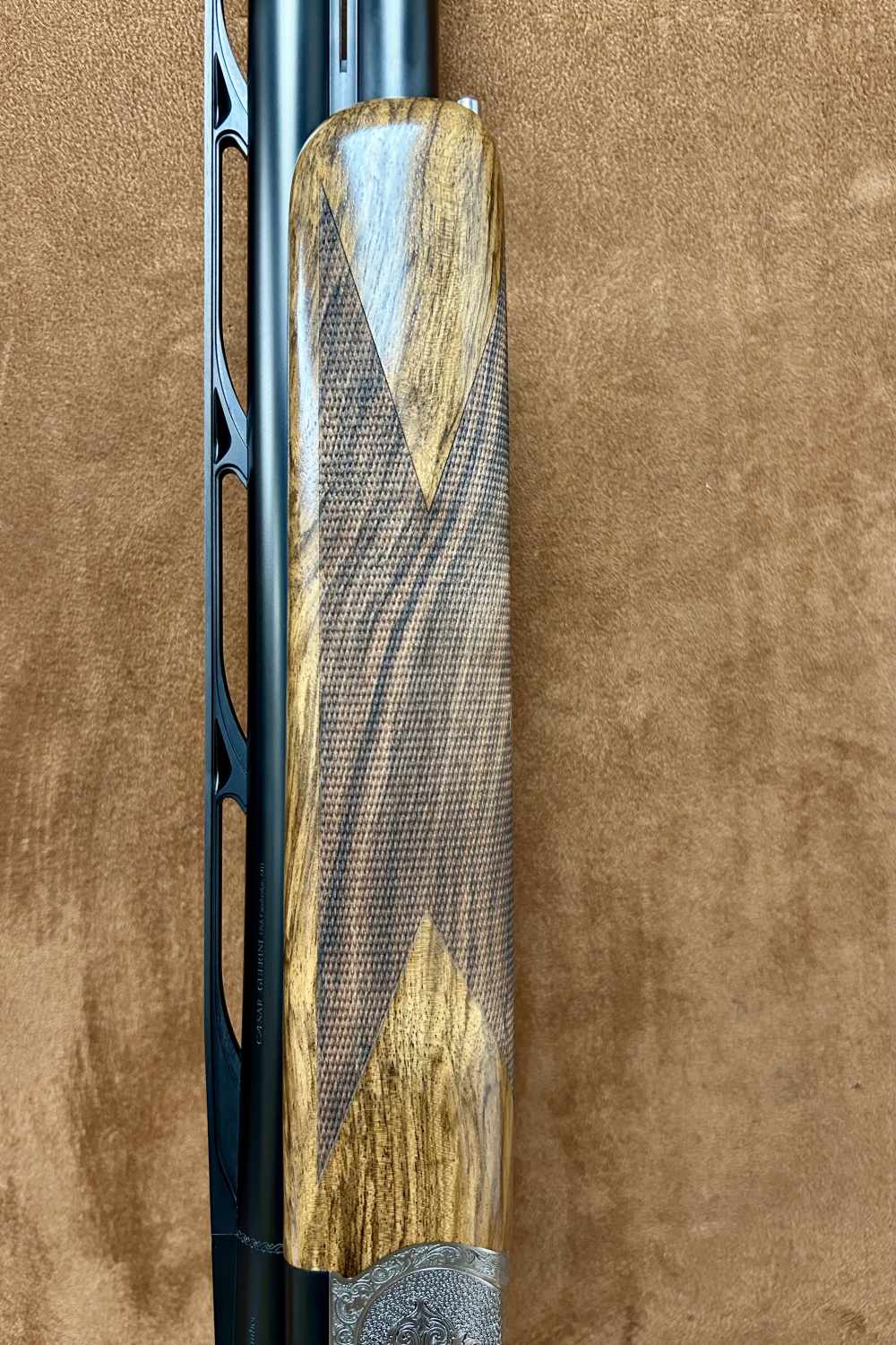Caesar Guerini Invictus V Ascent 12GA 32" -img-9