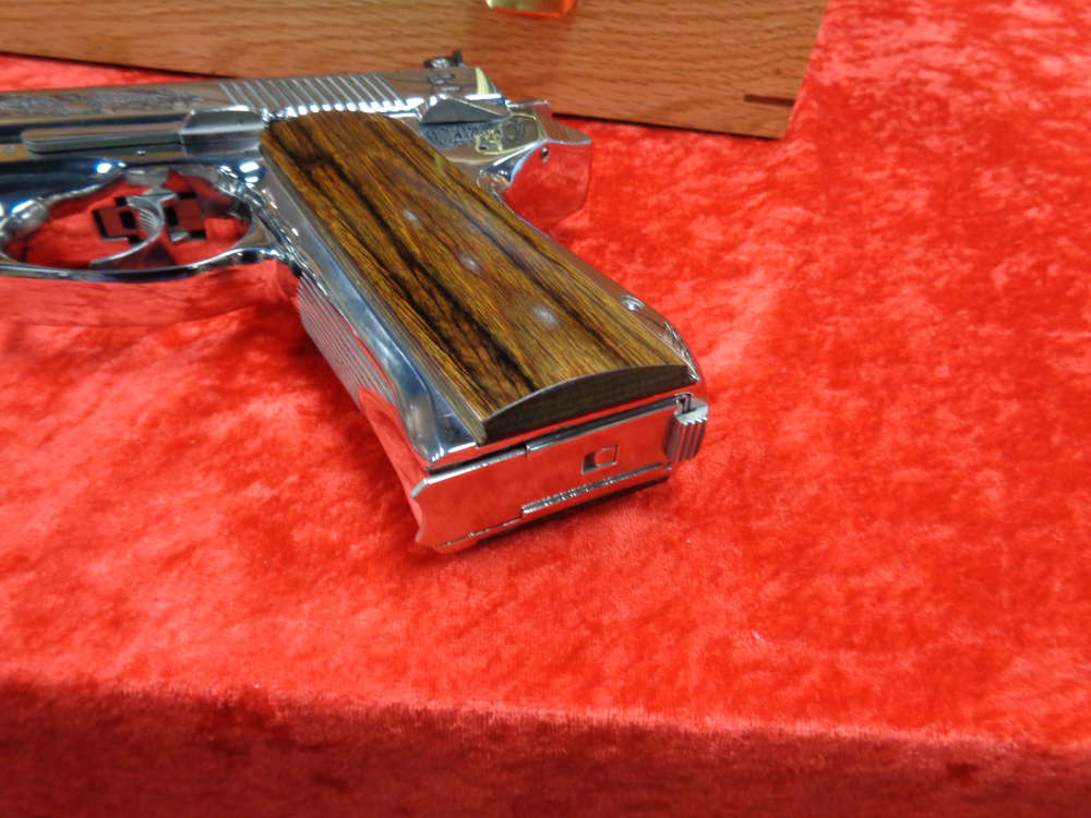 Wildey Survivor Commemorative Engraved 45 WIN MAG 10" Case Collector Grade-img-18