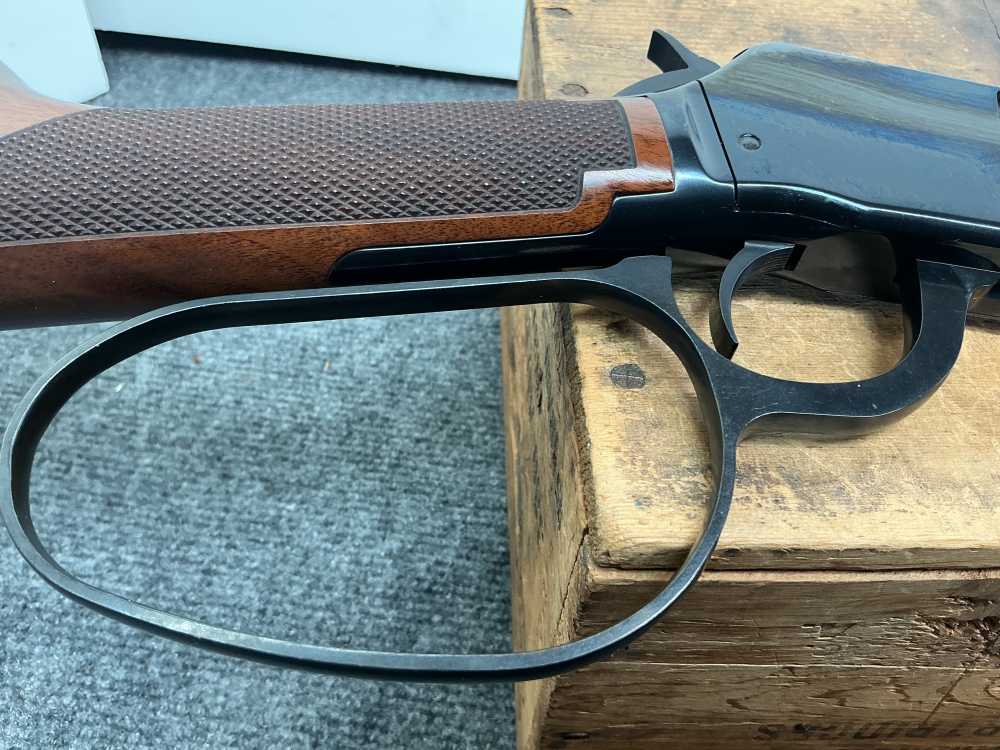 MINT Vintage Winchester 9422 Large Loop .22 wmr *PENNY*-img-8