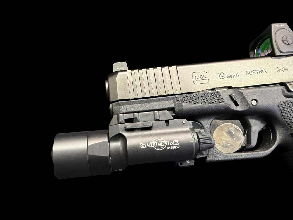 READY TO ROCK! GLOCK 19 GEN 6 W/ TRIJICON RMR TYPE 2 & SUREFIRE X-300U -img-9