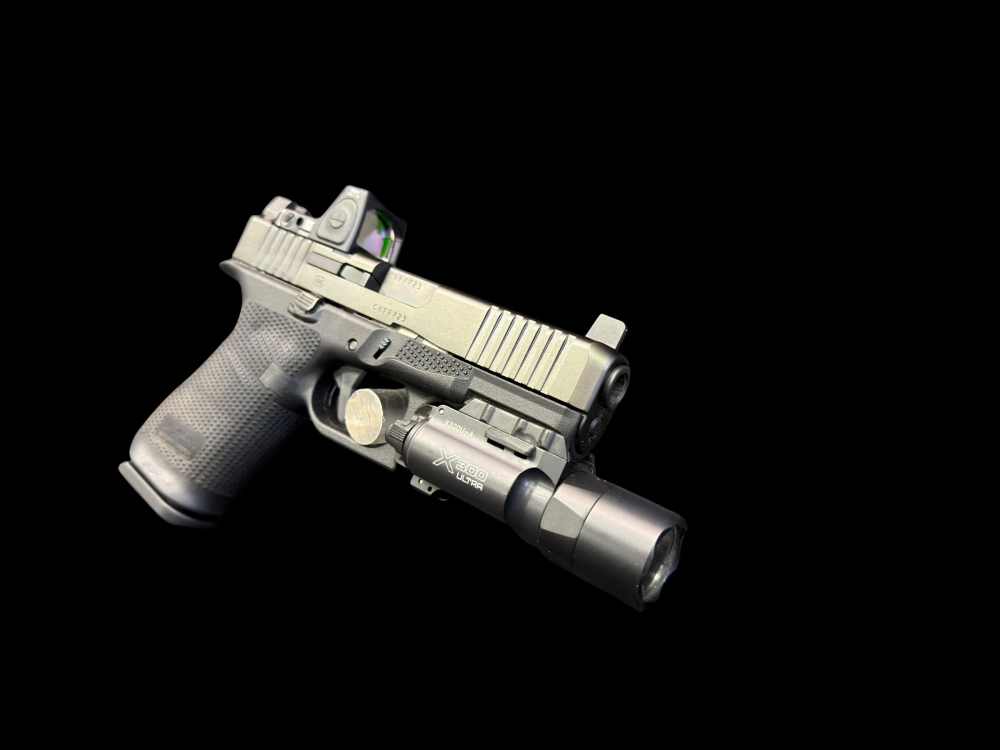 READY TO ROCK! GLOCK 19 GEN 6 W/ TRIJICON RMR TYPE 2 & SUREFIRE X-300U -img-15
