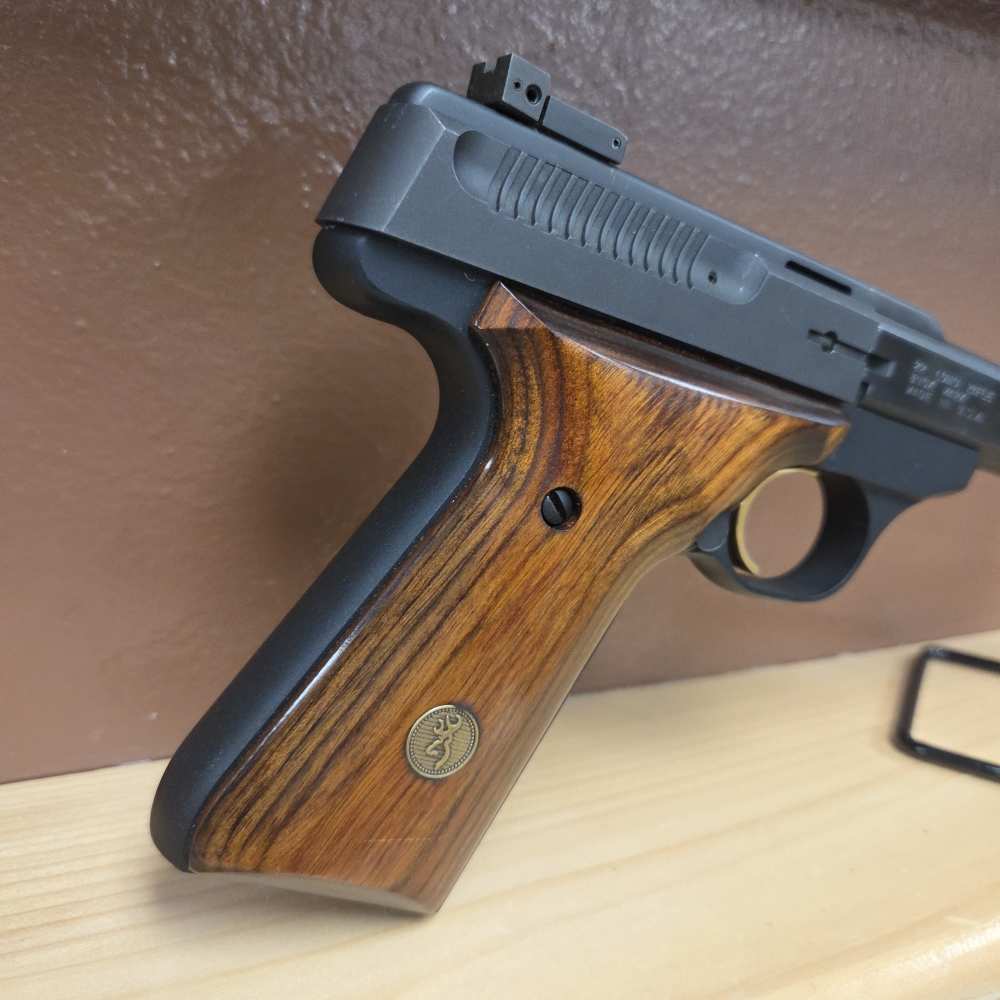Browning Buck Mark .22 LR Semi-Auto Pistol -img-9