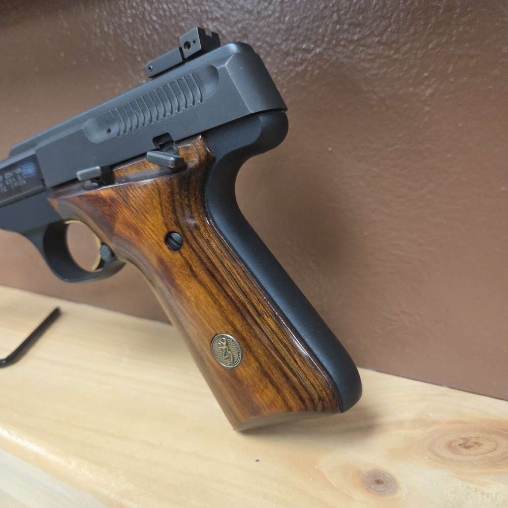 Browning Buck Mark .22 LR Semi-Auto Pistol -img-4