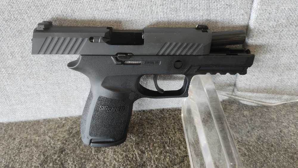 SIG SAUER P320 9MM-img-6