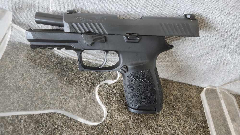 SIG SAUER P320 9MM-img-5