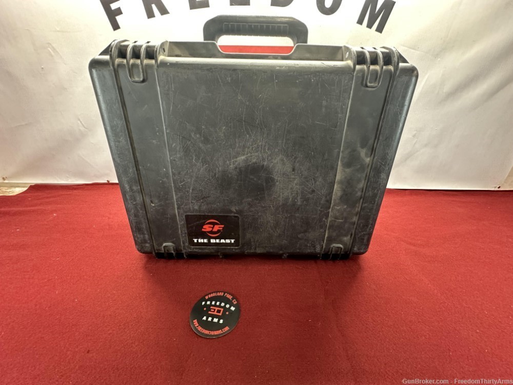 Surefire Flashlight ( The Beast)-img-4
