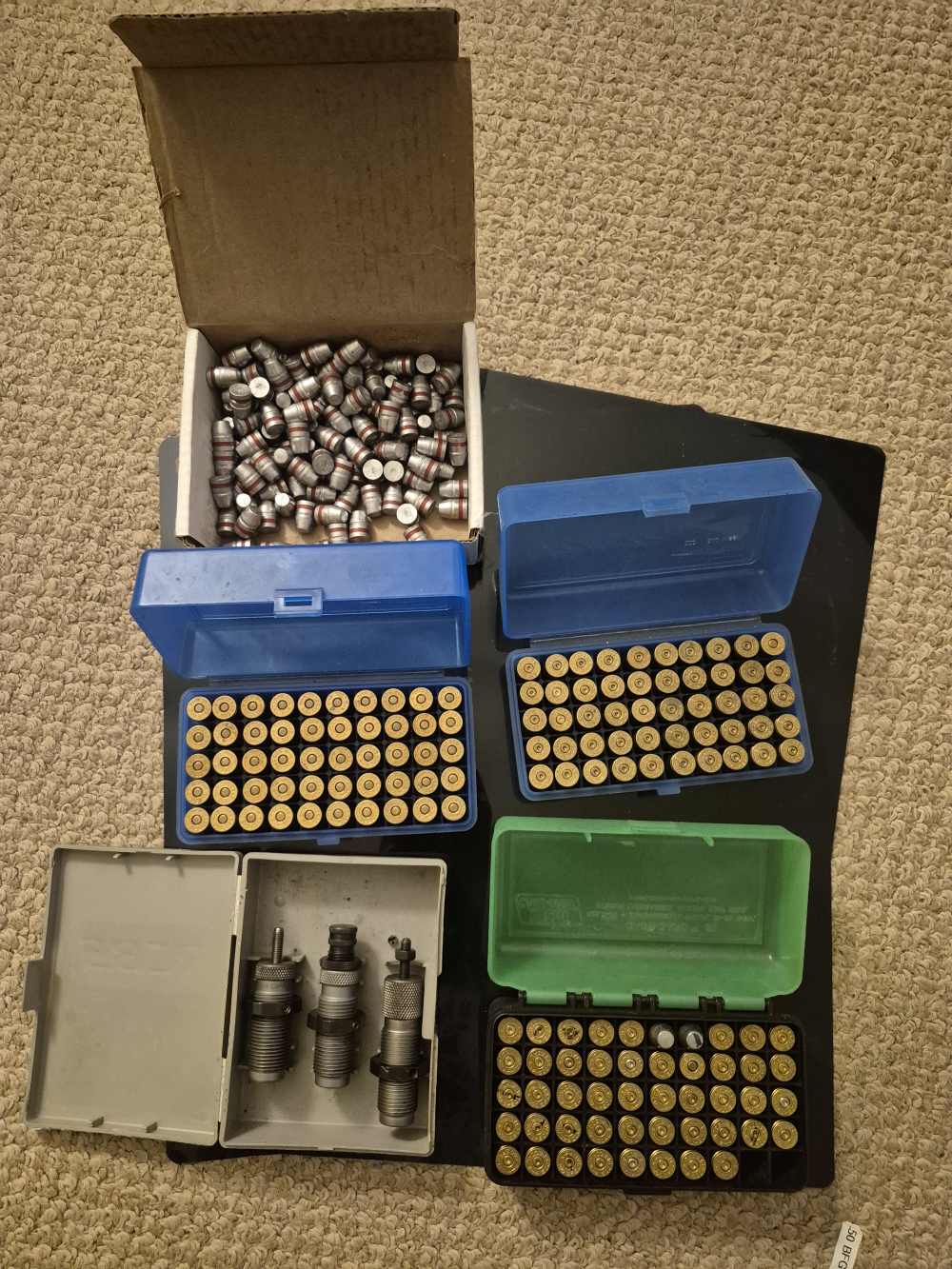 SMITH & WESSON 500 Special!   DIES, Bullets , Brass, Primed!-img-0