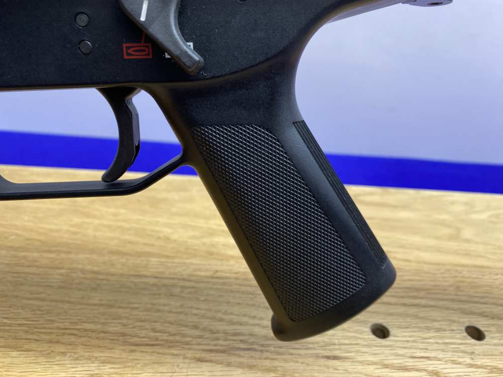Heckler & Koch USC .45 ACP Black 16" *BASED ON THE UMP SUBMACHINE GUN*-img-9