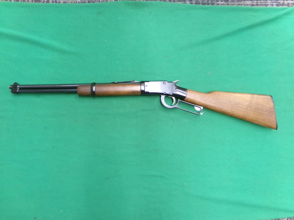 ITHACA MODEL M-49 SINGLE SHOT LEVER ACTION 22 LR WALNUT ALL ORIGINAL-img-1