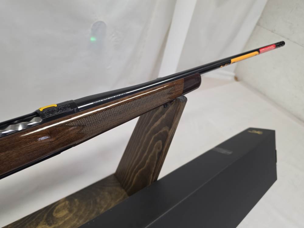 Browning X-Bolt Medallion .30-06/22"/Grade IV High Gloss Walnut/Engraved/MB-img-4