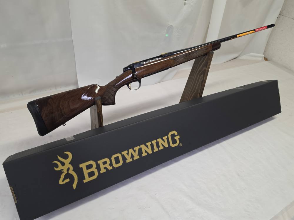 Browning X-Bolt Medallion .30-06/22"/Grade IV High Gloss Walnut/Engraved/MB-img-1