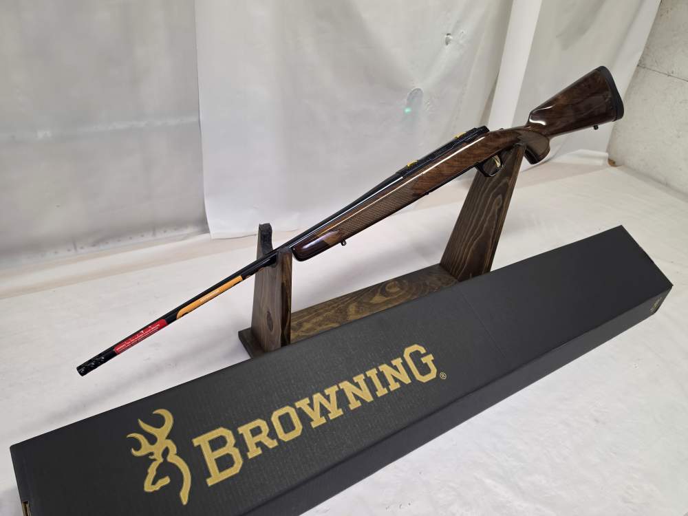Browning X-Bolt 2 Medallion .270/22"/High Gloss Grade IV Walnut-img-16