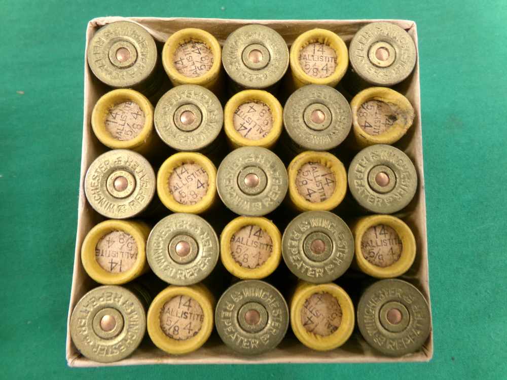 WINCHESTER REPEATER 28 GA #4 PAPER SHOT SHELLS 2 PIECE BOX RARE VINTAGE -img-1