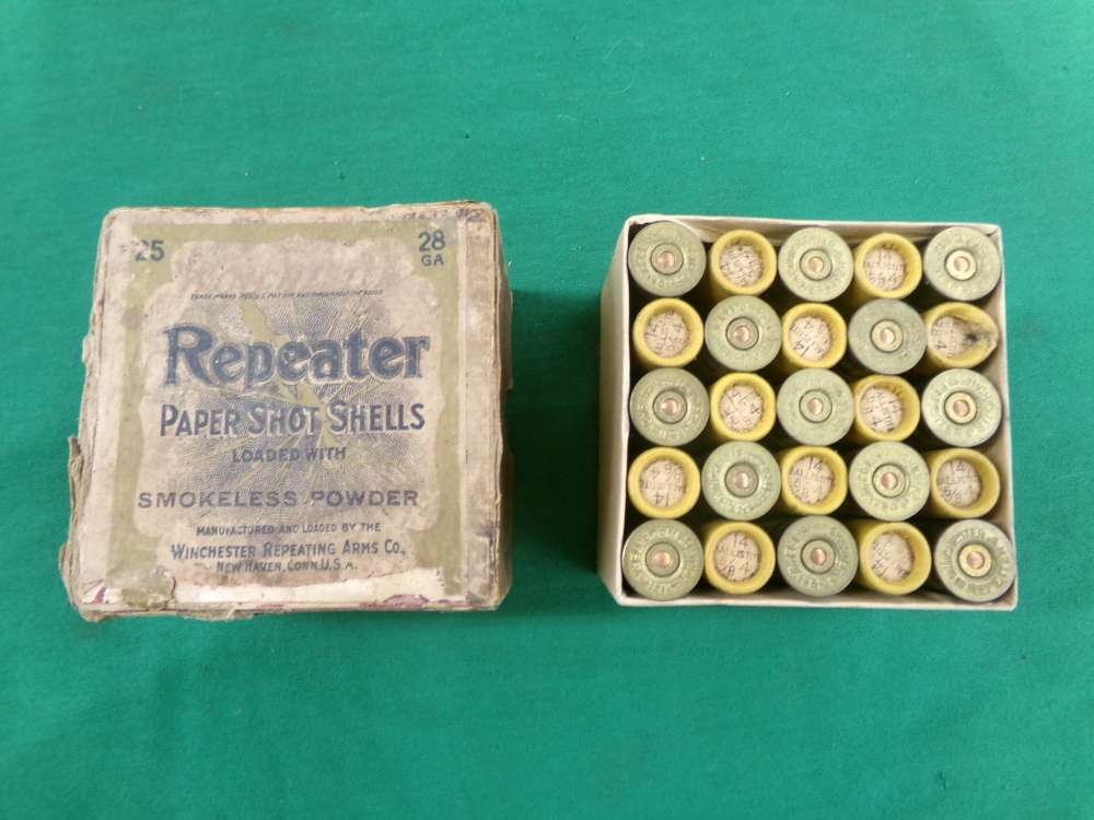 WINCHESTER REPEATER 28 GA #4 PAPER SHOT SHELLS 2 PIECE BOX RARE VINTAGE -img-0
