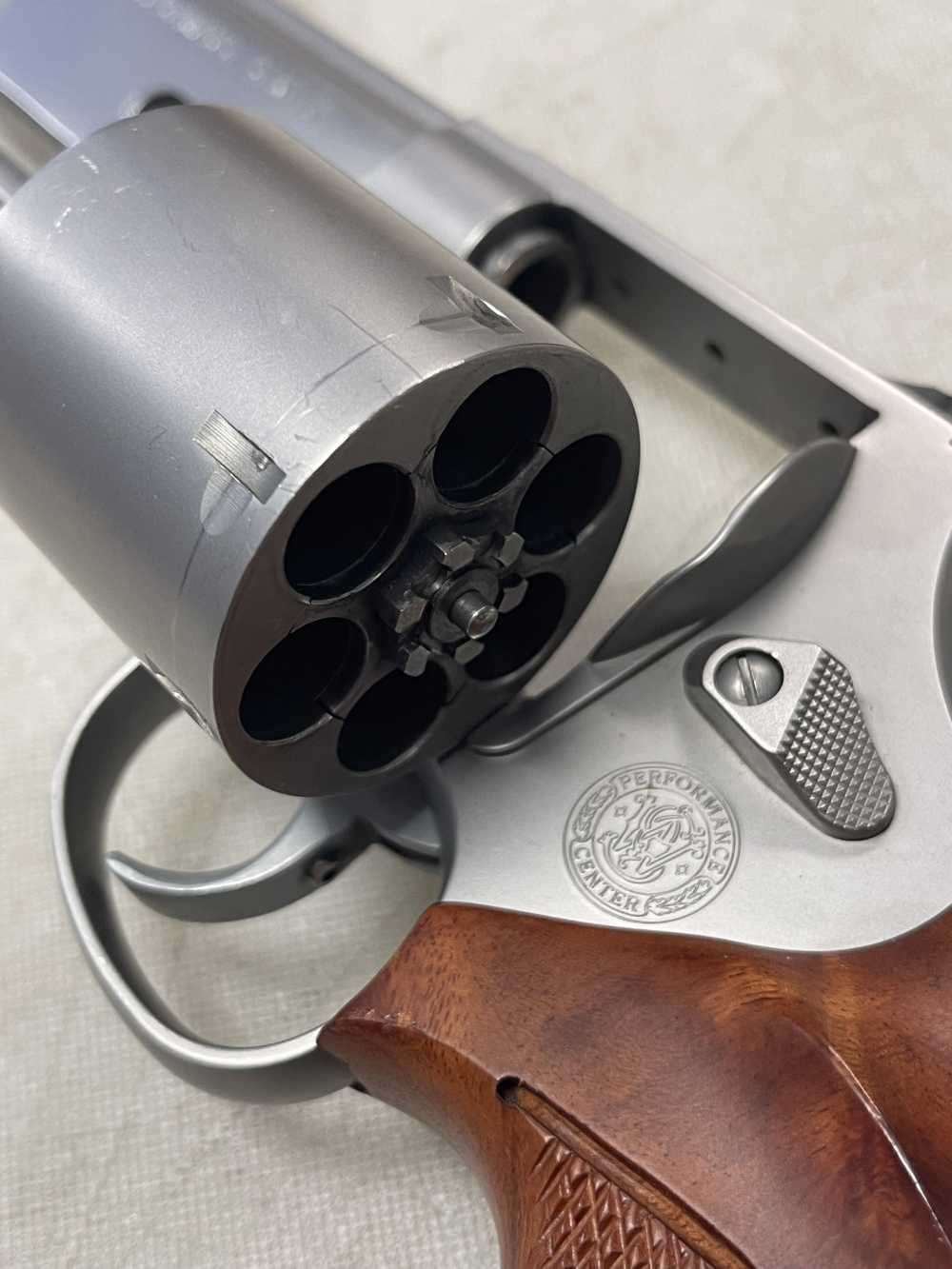 Smith & Wesson 629-5 PC V-Comp No Lock Performance Center 2 Grips No CC Fee-img-2