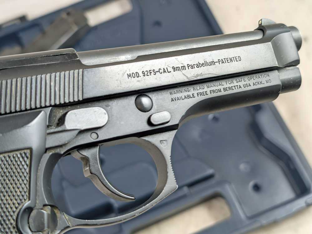 1990 Beretta 92FS 9mm (3) Magazines 10 Rd 15 Rd 92 FS-img-7