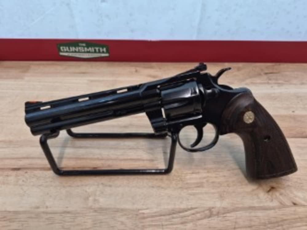 Colt Python 6", Blued new model, in box NEAR MINT-img-1