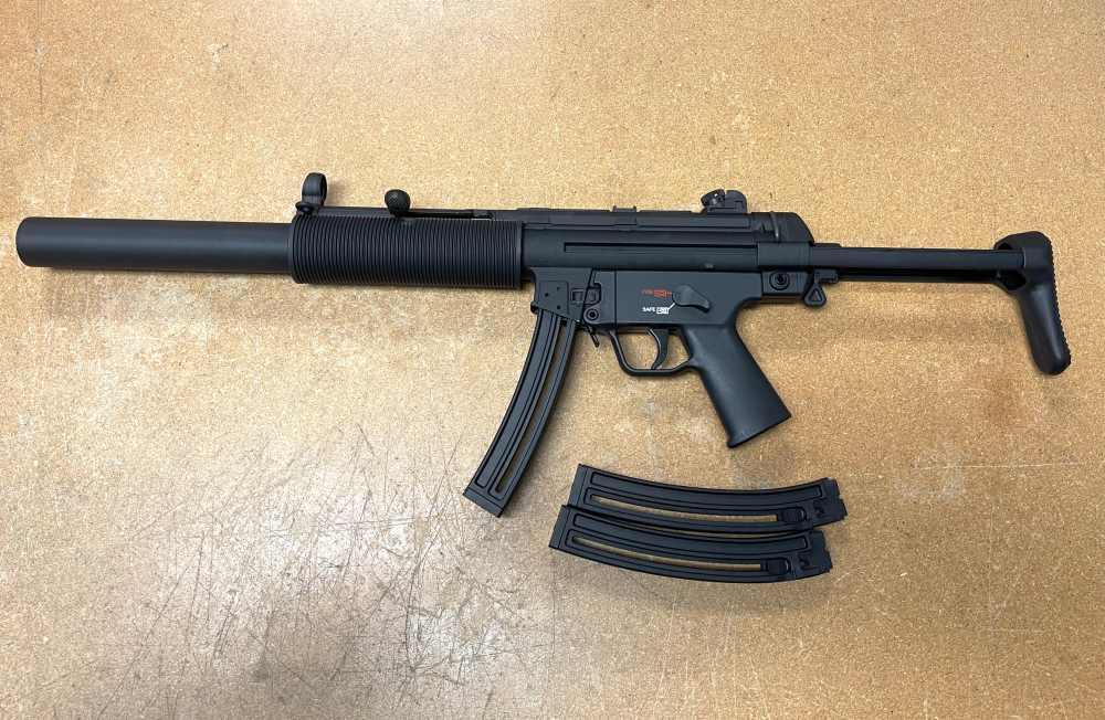 Heckler & Koch, MP5 Rifle 22LR 16" 25rd (3) mags No CC Fees 81000468-img-2