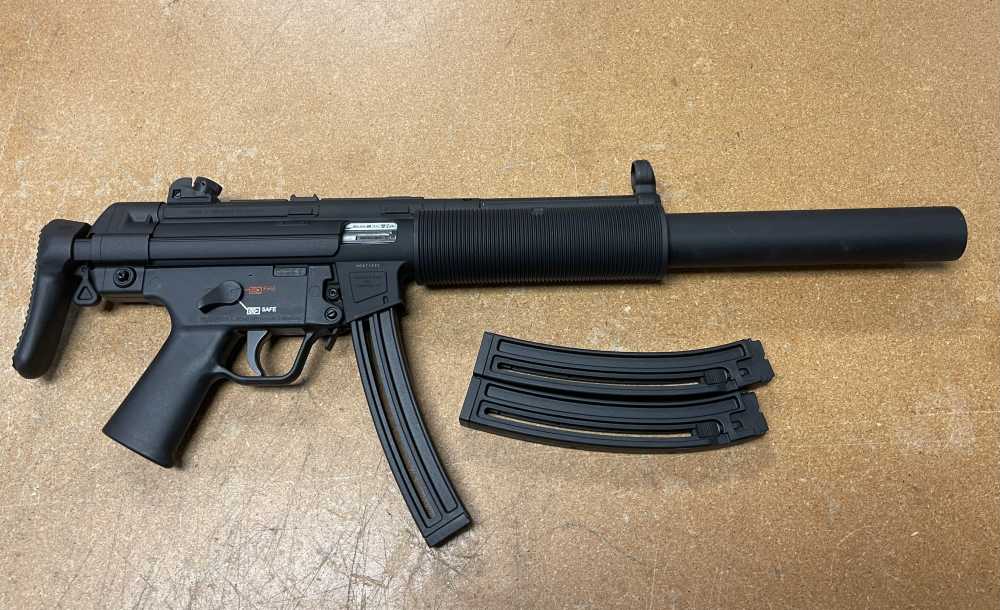 Heckler & Koch, MP5 Rifle 22LR 16" 25rd (3) mags No CC Fees 81000468-img-1
