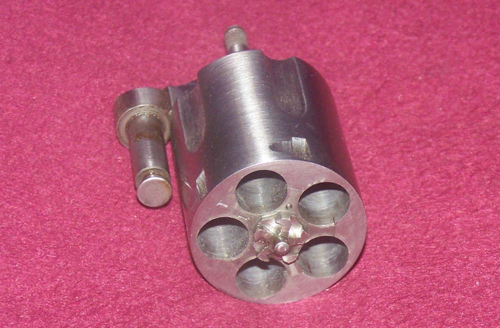 ROSSI 88 38 SPECIAL 5 SHOT CYLINDER & YOKE ASSEMBLY (STAINLESS)-img-3