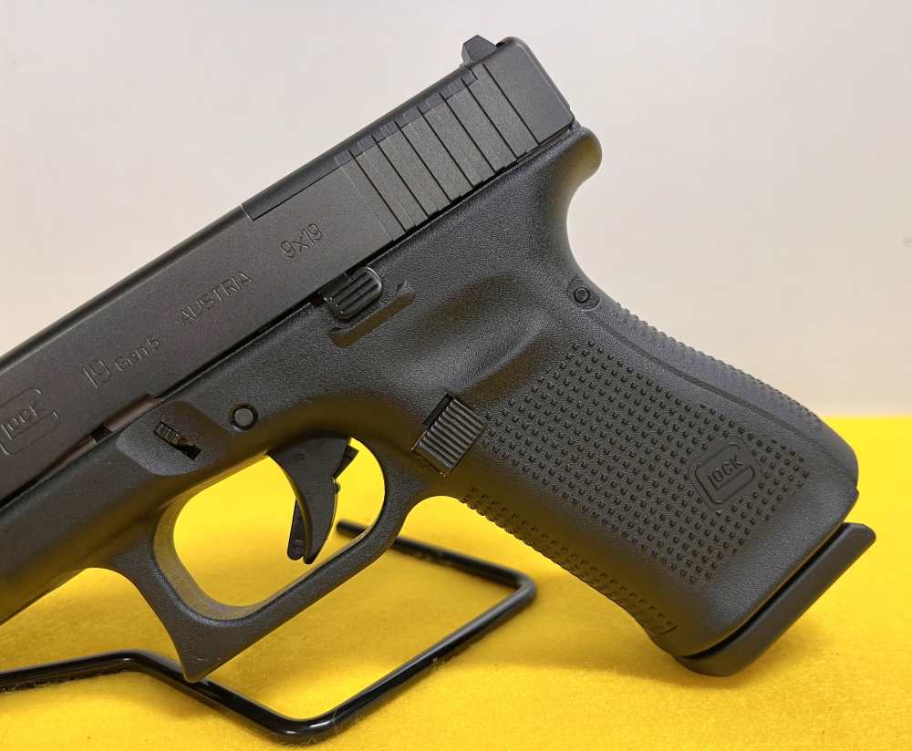 New Glock G19 Gen 5 MOS 9mm Pistol 15rd Mags Handgun Austria-img-11