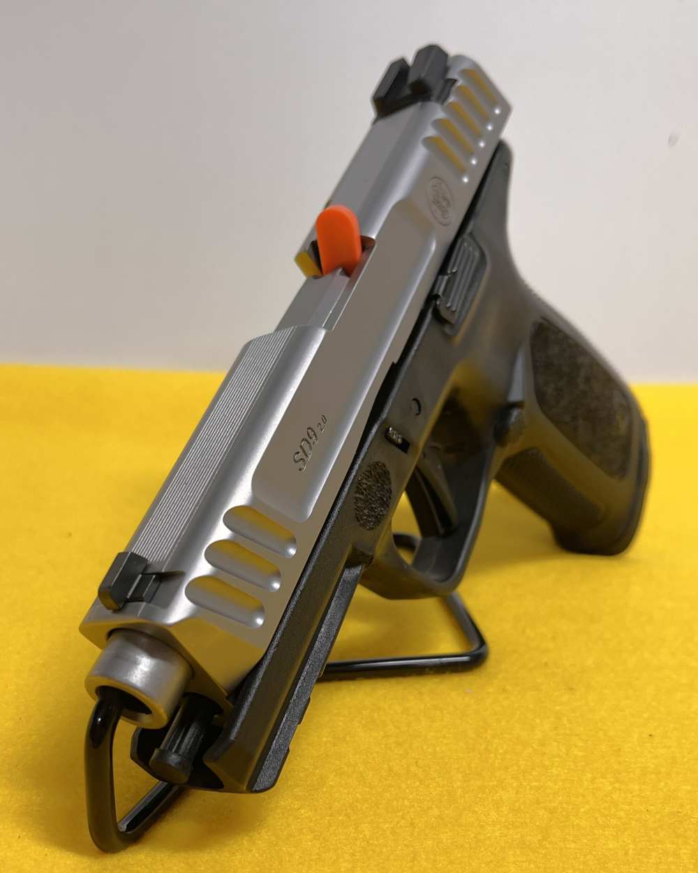 New Smith & Wesson SD9 2.0 Pistol 9mm Handgun SW 16rd mag Stainless -img-6