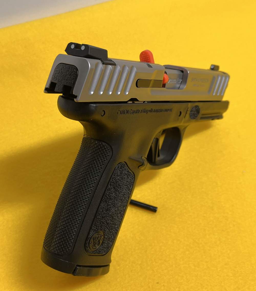 New Smith & Wesson SD9 2.0 Pistol 9mm Handgun SW 16rd mag Stainless -img-3