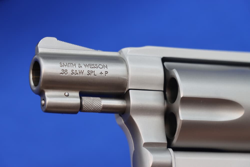 Smith & Wesson Model 638 Compact Revolver 38 S&W SPL Shrouded Hammer 163070-img-18