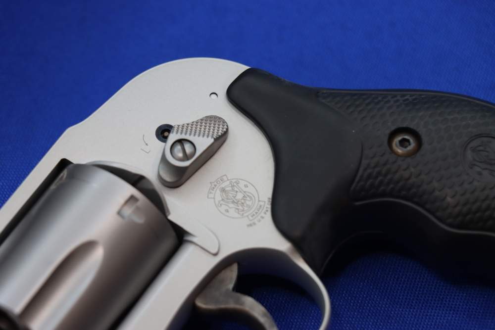 Smith & Wesson Model 638 Compact Revolver 38 S&W SPL Shrouded Hammer 163070-img-4