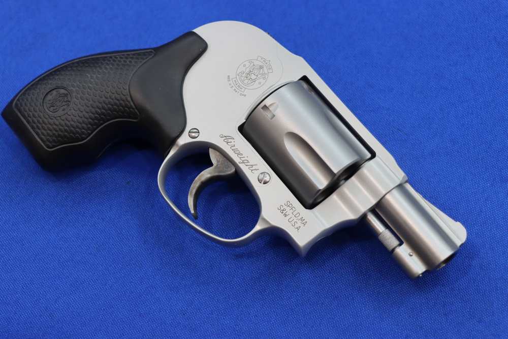 Smith & Wesson Model 638 Compact Revolver 38 S&W SPL Shrouded Hammer 163070-img-7