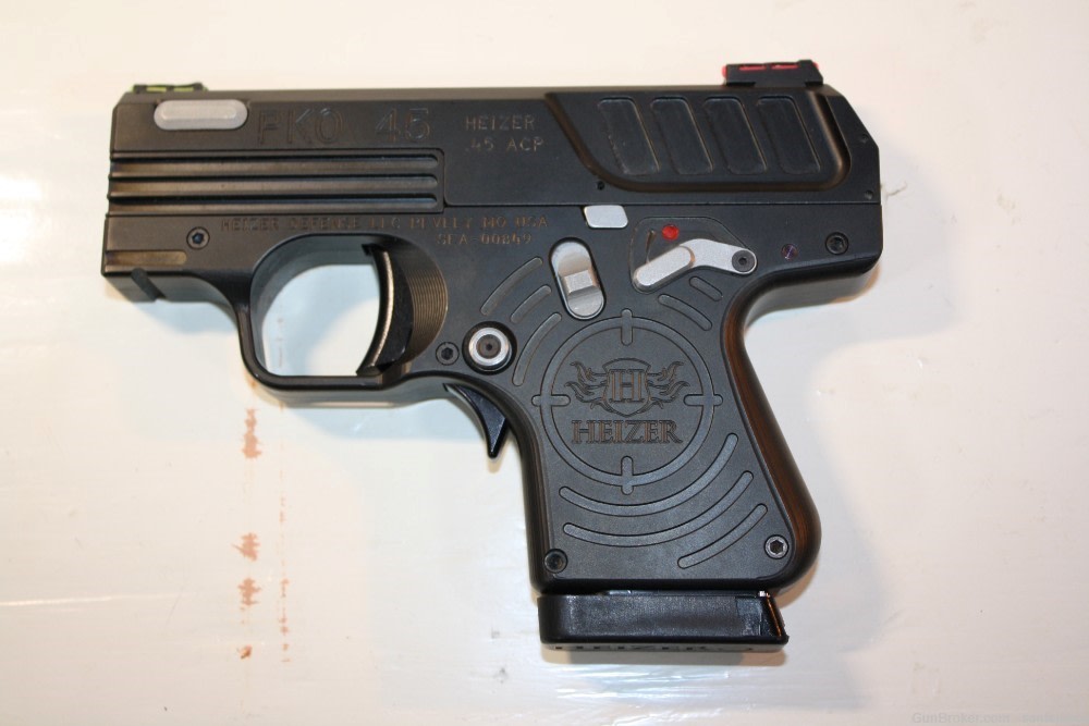 Heizer PKO45 semi-automatic pistol in .45 acp, VERY RARE and NEW IN BOX-img-2