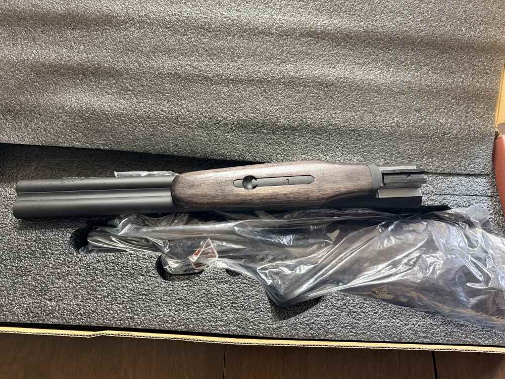 Heritage Badlander 12 gauge 18.5” barrel SXS Coach Gun New In Box -img-2
