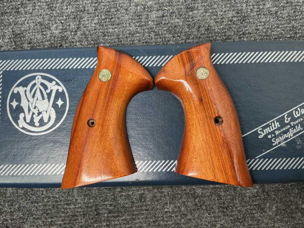 Used Smith & Wesson Model 17-3 with Original box *PENNY*-img-21