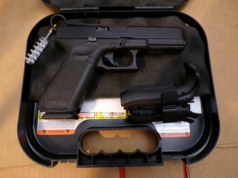 Glock 17 Gen 5 9mm AmeriGlo Night Sights -img-0