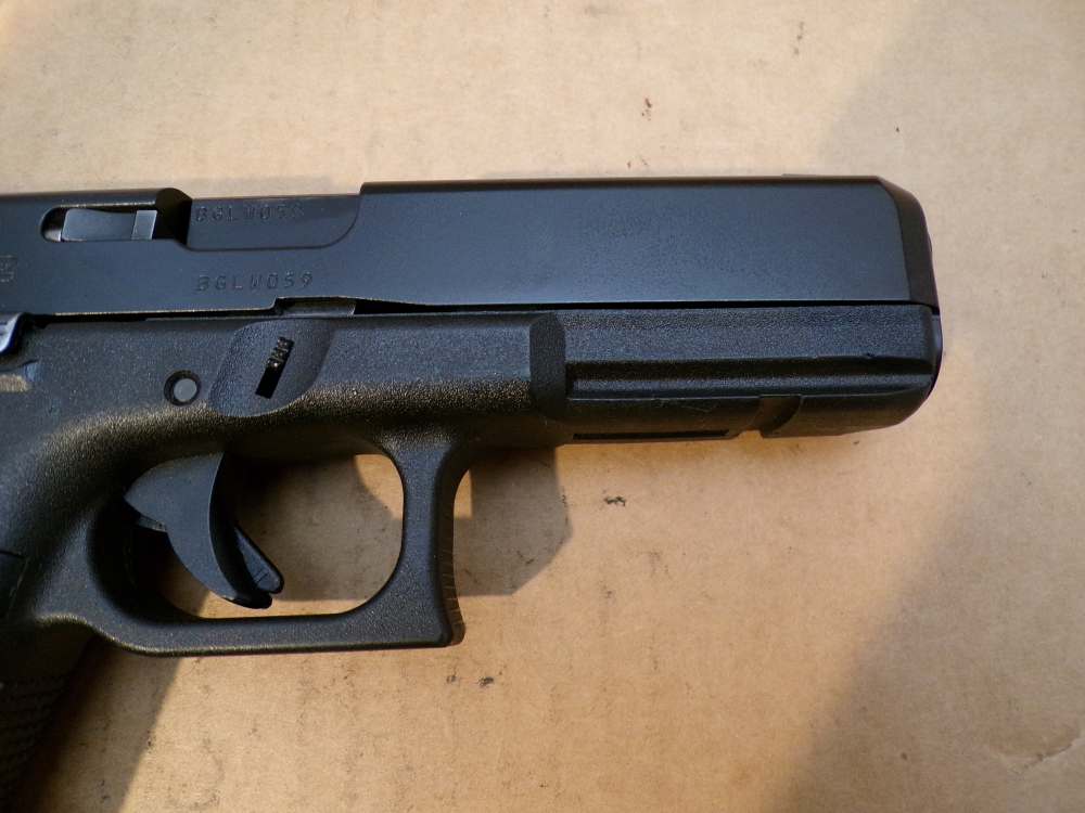 Glock 17 Gen 5 9mm AmeriGlo Night Sights -img-4