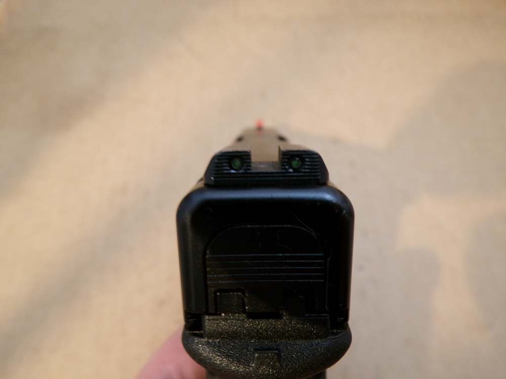 Glock 17 Gen 5 9mm AmeriGlo Night Sights -img-11