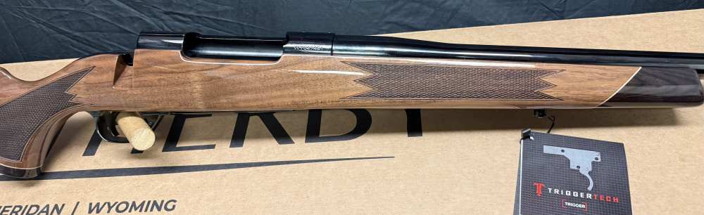 WEATHERBY MARK V DELUXE 30-378 WBY MAG-img-2