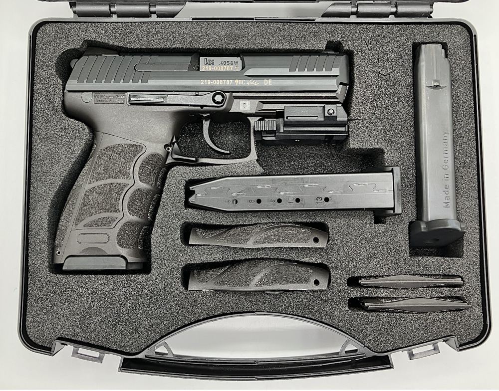 HECKLER & KOCH (HK) P30 V3 w/ Green LaserMax, Factory Box, Grips & 2 Mags-img-5