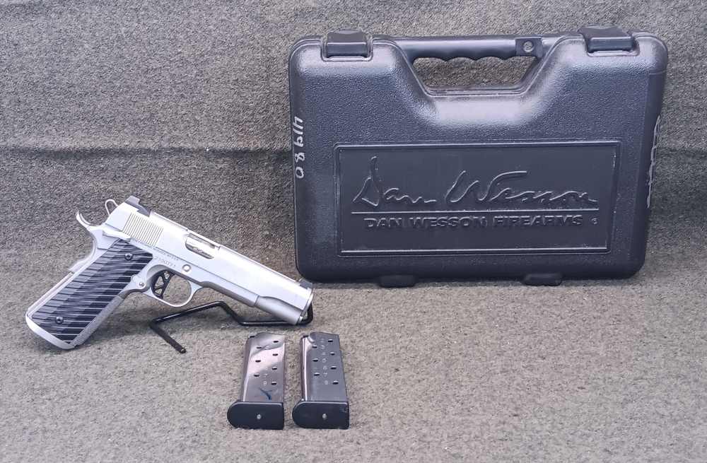 DAN WESSON VALOR 1911 .45ACP -img-0