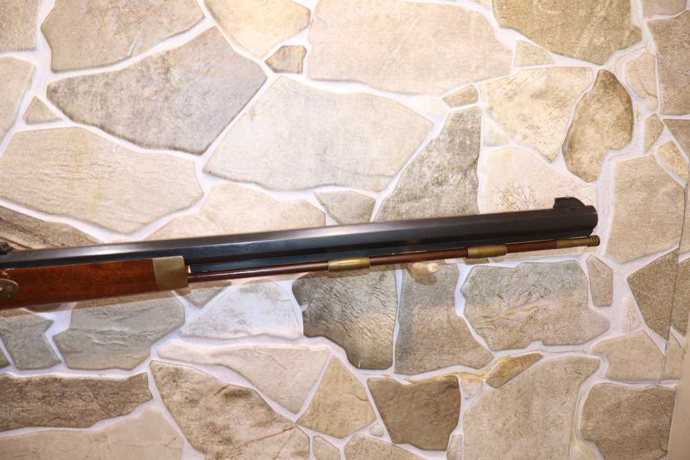 Thompson Center Arms 50 Cal. Flintlock Muzzleloader -img-3