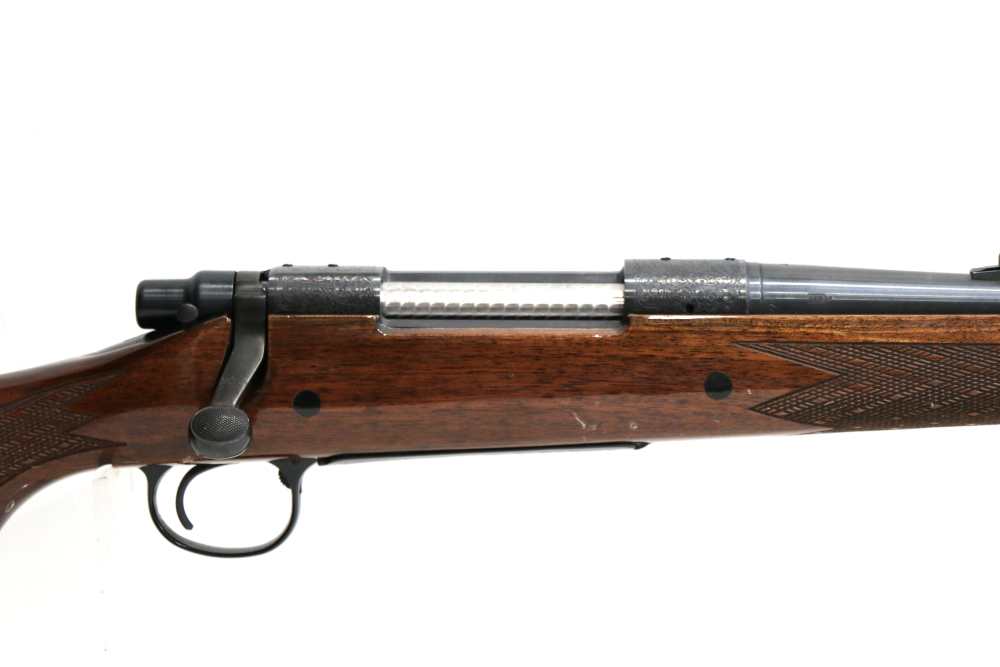Remington Model 700 (7mm Ultra Mag) Bolt Action Rifle 26"-img-2