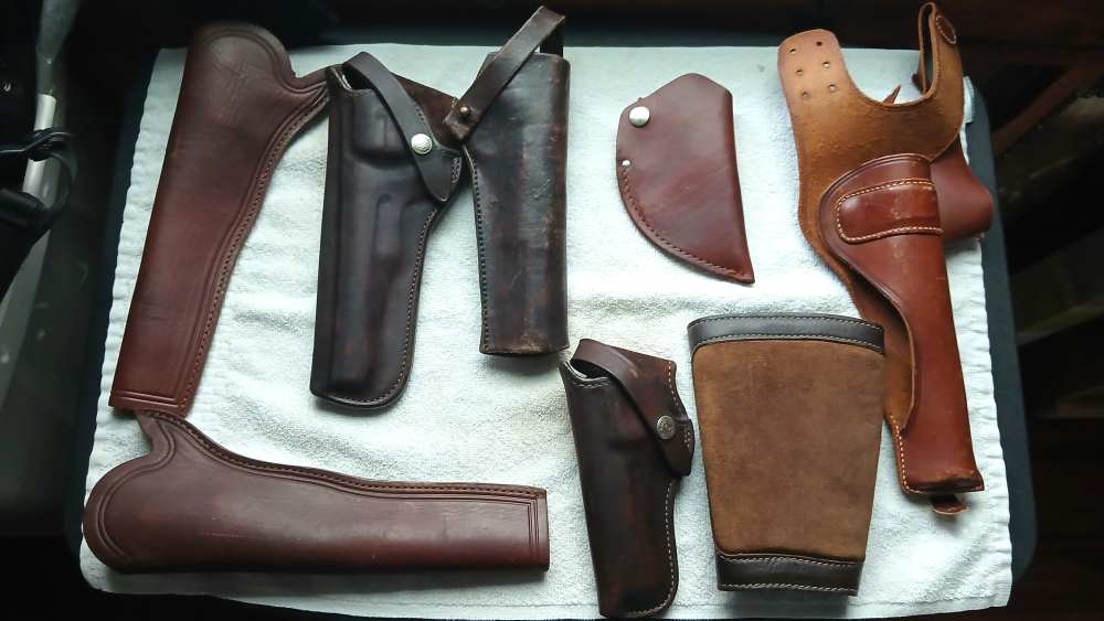  30-HOLSTER LOT — $75 STARTING BID -img-6