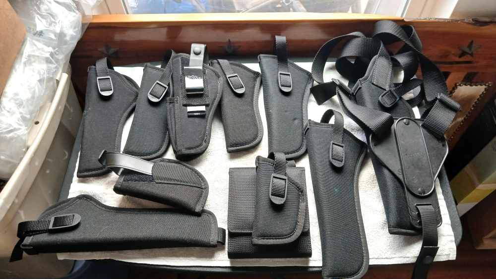  30-HOLSTER LOT — $75 STARTING BID -img-1