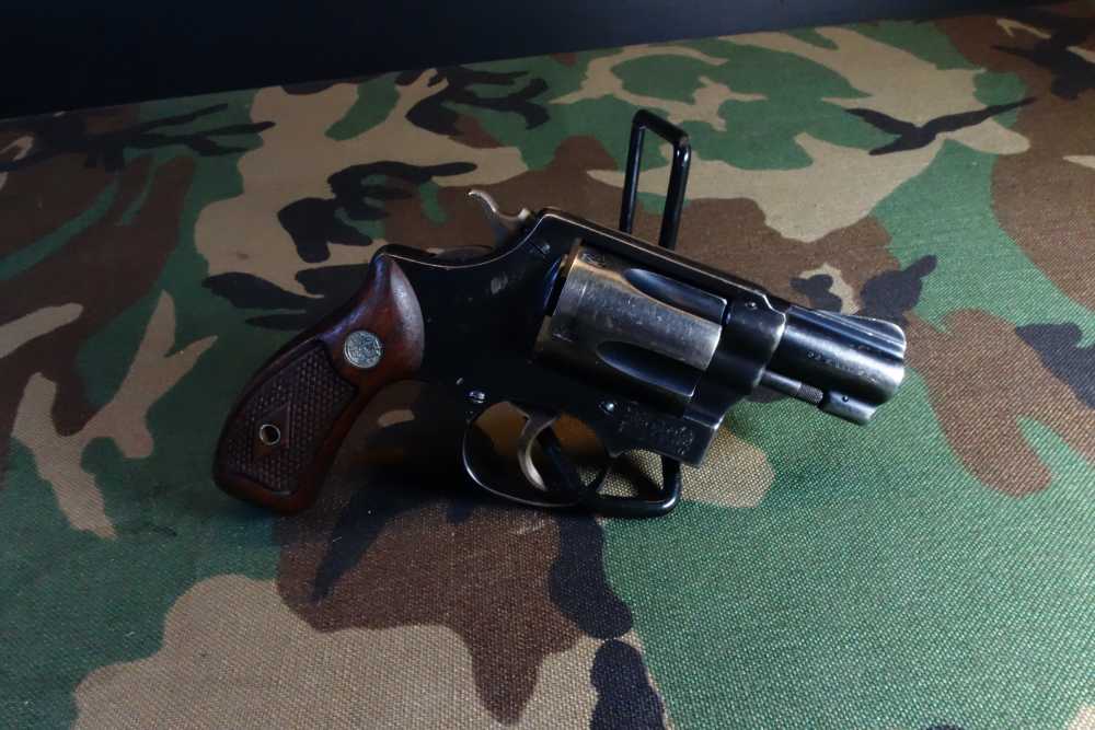 USED S&W MODEL 36 .38 SPL. REVOLVER-img-1