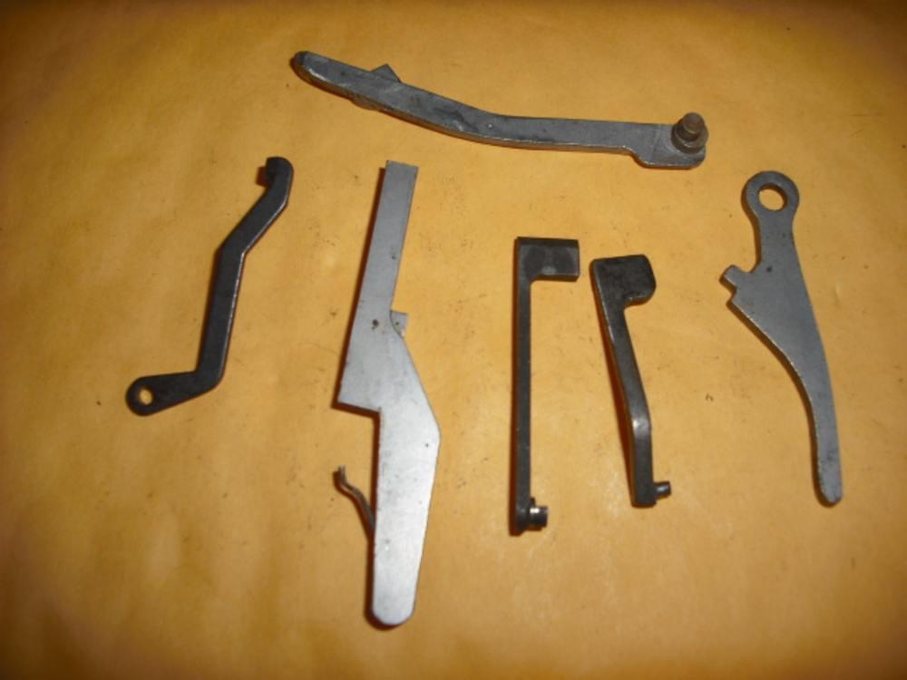Gon Part Lot Of 6 Unidentified Parts-img-1
