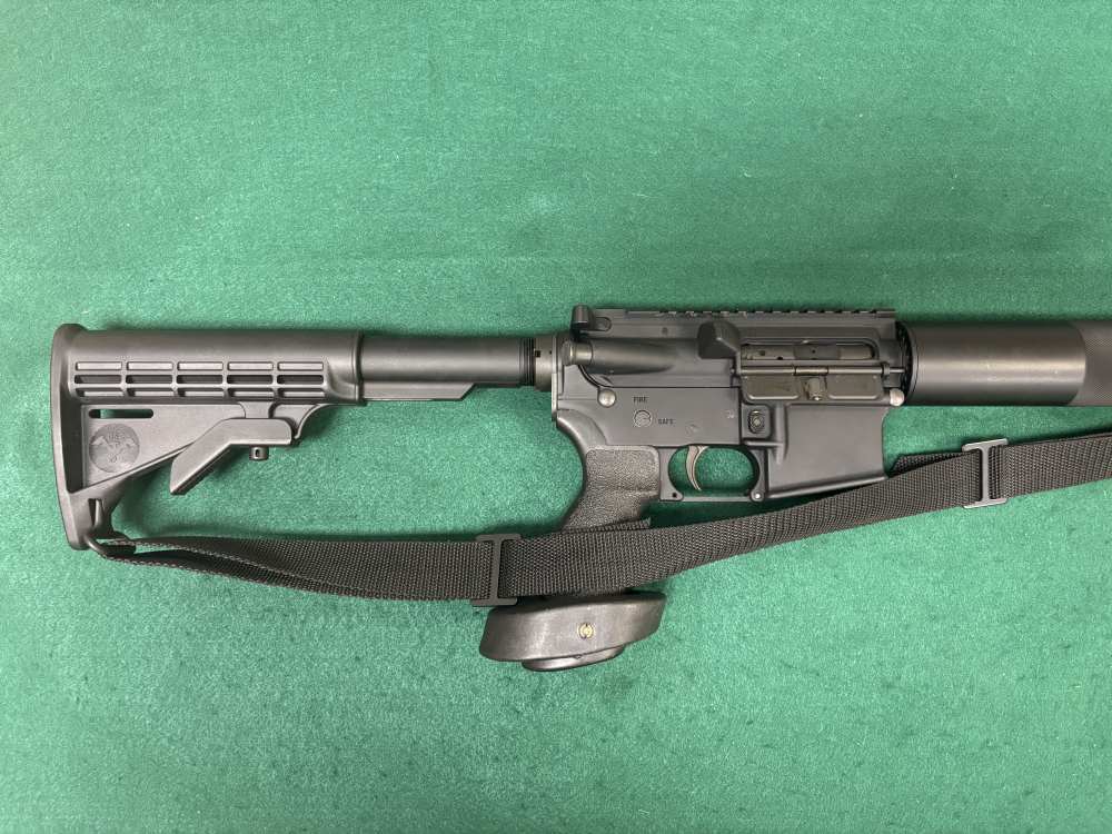 Bushmaster XM15-E2S Semi-Auto Rifle (223)-img-1