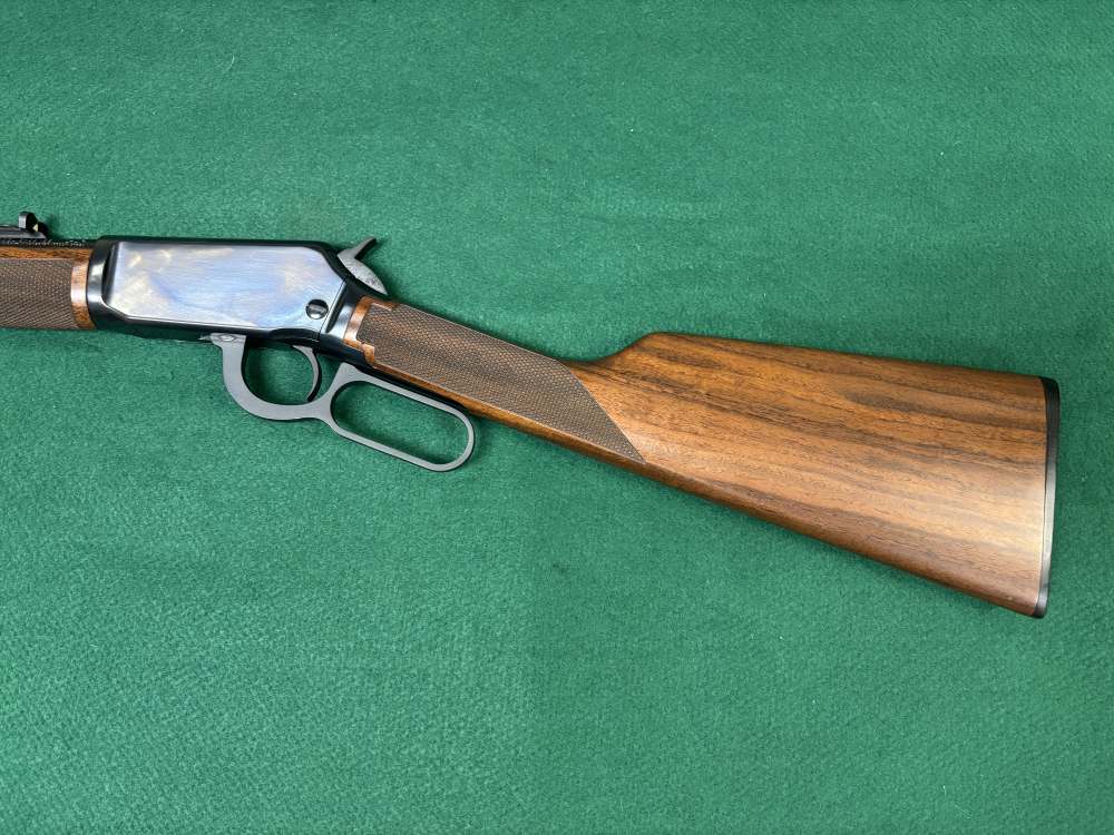 Winchester 9422 Lever Action Rifle (22 LR)-img-7