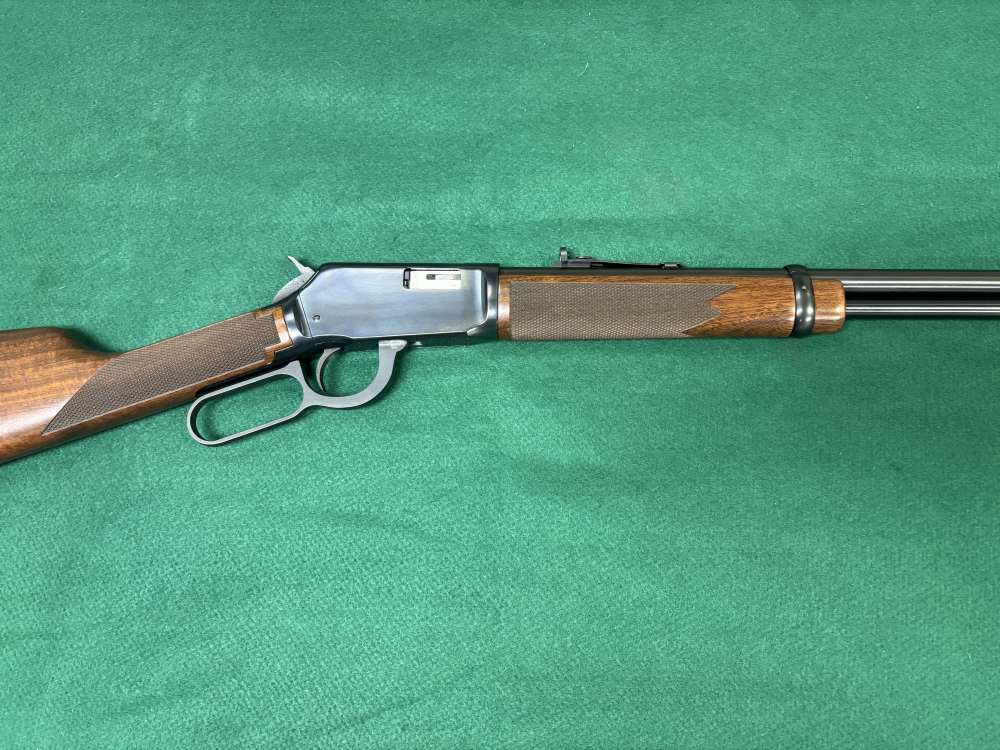 Winchester 9422 Lever Action Rifle (22 LR)-img-2