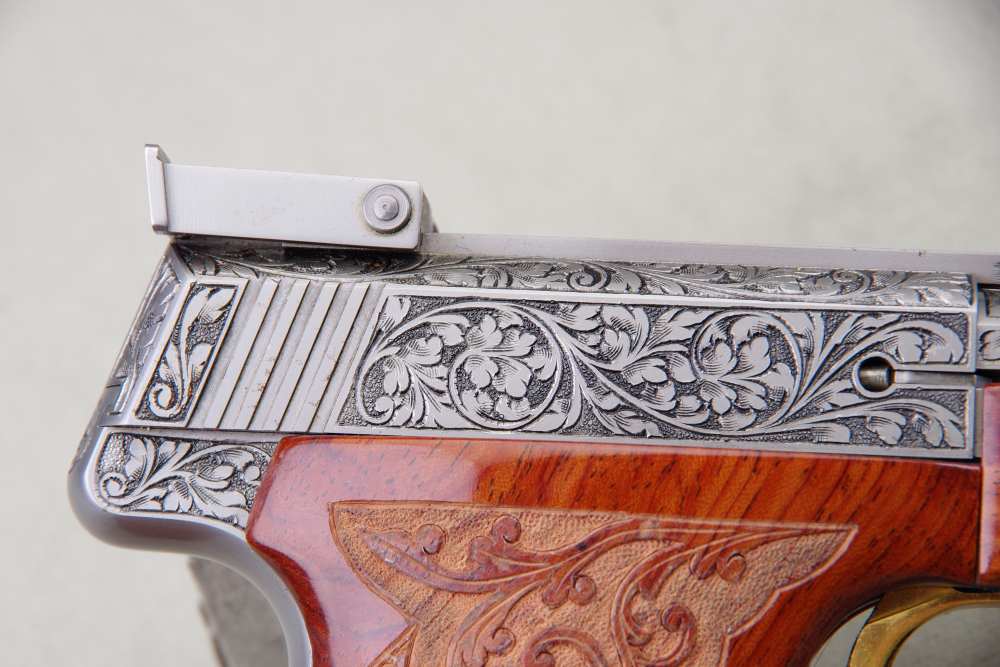 1971 Browning Medalist Renaissance 22 LR 6.5'' Engraved 1 Of 382 NIC -img-23
